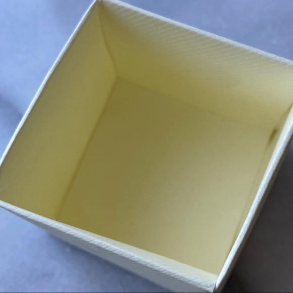 50 Cream Pinstriped 2 piece Lid and Base Favor Box - Picture 8 of 11